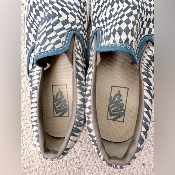 Vintage EUC Vans Collector’s; Geometric Pattern Sneaker Slip-ons 7.5-8 (WMNS) - Picture 7 of 7
